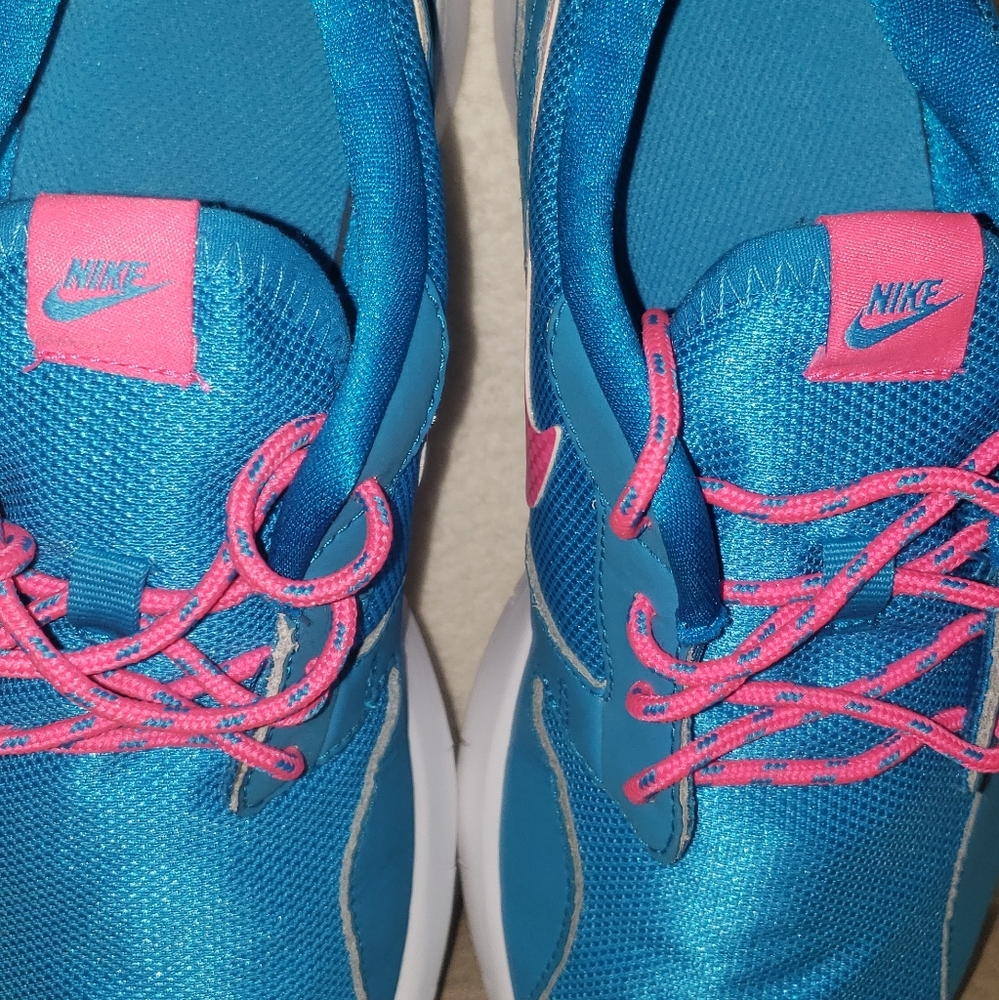 Nike Roshe - Picture 5 of 5